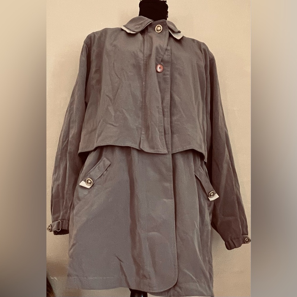 Elegant Gray Women's Jacket